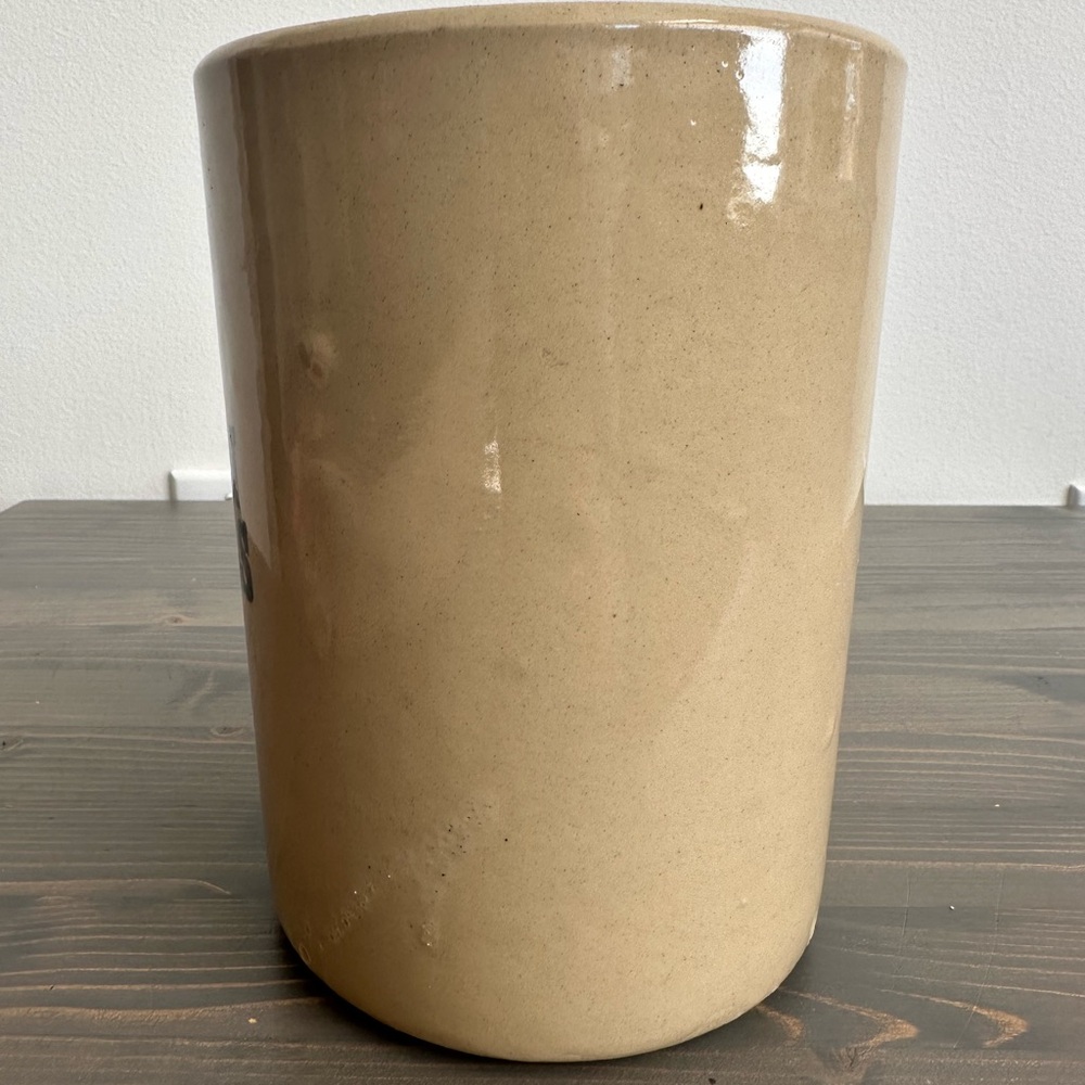 Vintage stoneware crock
Pearsons Chesterfield of England - Picture 3 of 7